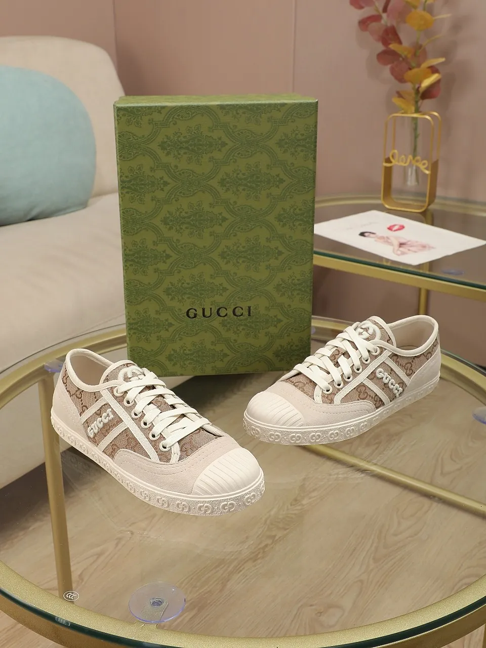 👟👟Ex-factory price 420👟👟 GUCCI~24 The latest double G embroidered low-cut lace-up fashion sneakers, originally developed, the fabric is exclusive double G fabric, the upper is perfectly matched with special craftsmanship, the lining is sheepskin, rubber outsole, size 35 to 40